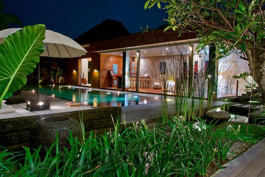 Eko Villa Seminyak - Tropical Villa, Walk To Beach Exteriér fotografie
